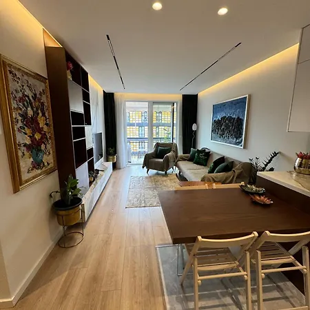 Adam's House アパート *