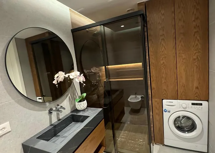 Adam's House * Tirana