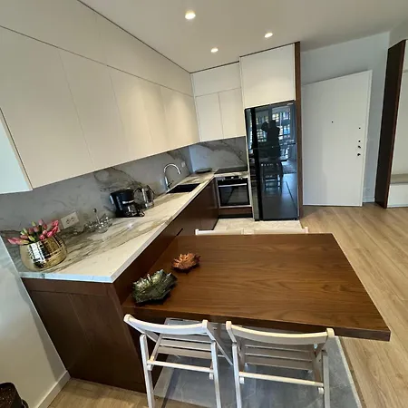 Apartamento Adam's House Tirana